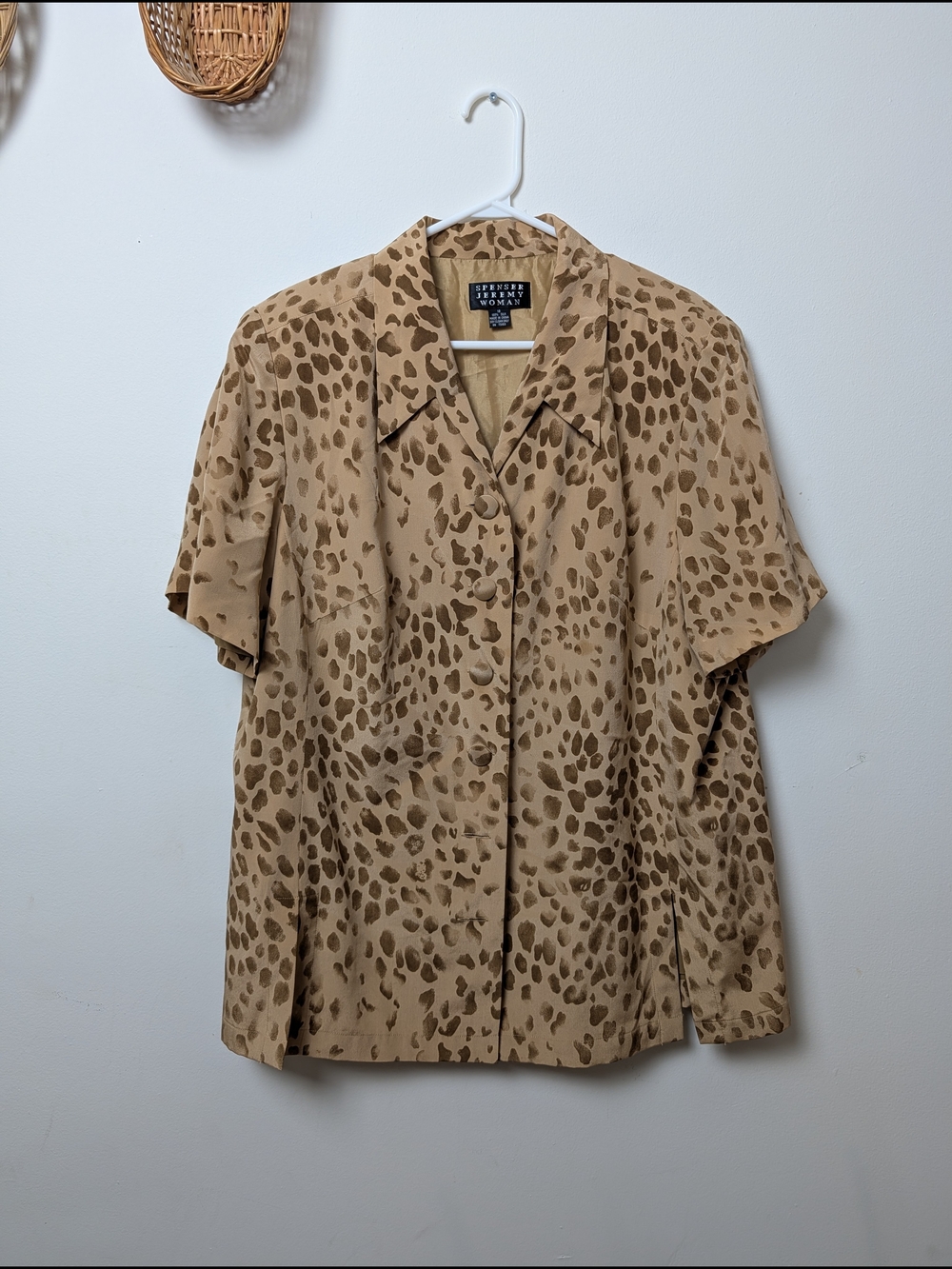 Vintage Silk Button Up Short-Sleeve Leopard Print Shirt